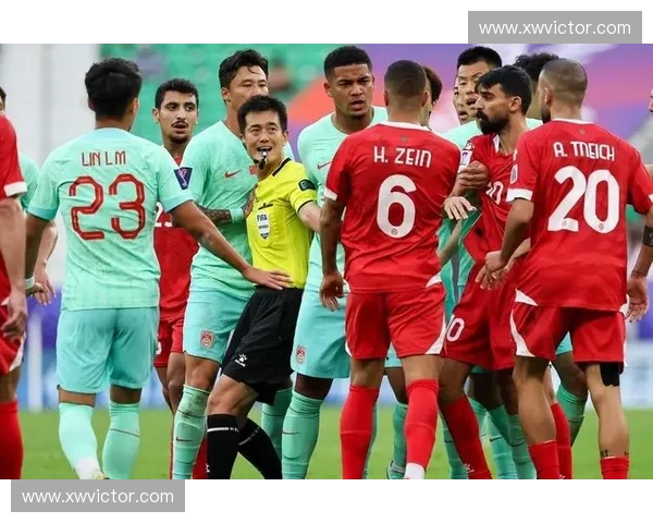 中泰之战足球直播全程回顾激烈对决再现国足拼搏精神与荣耀时刻